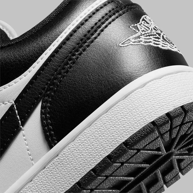 Nike Air Jordan 1 Low “ Panda “ (Y)