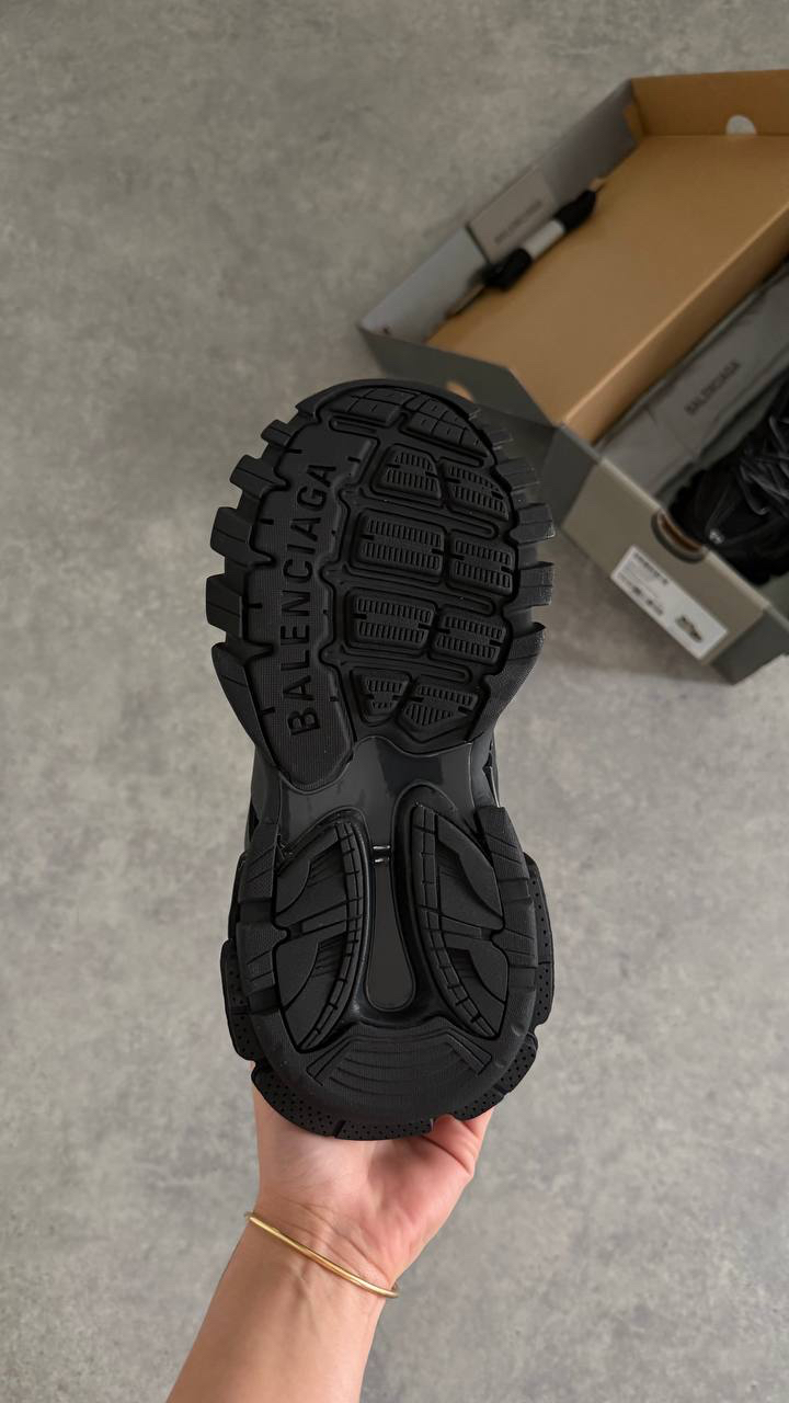 Balenciaga Track
