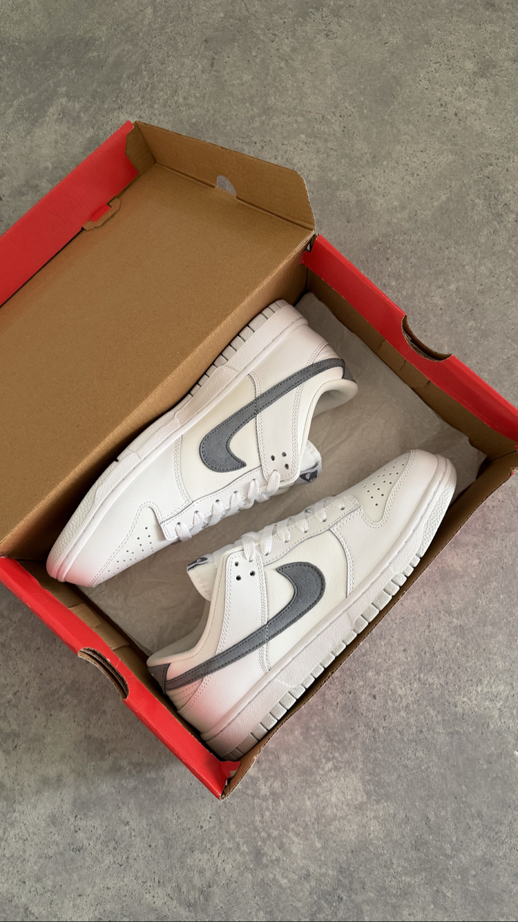 Dunk Low “White Grey”