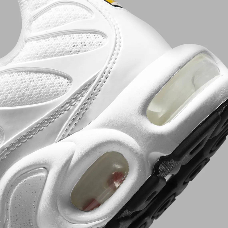 Air Max Plus TN “Triple White” 