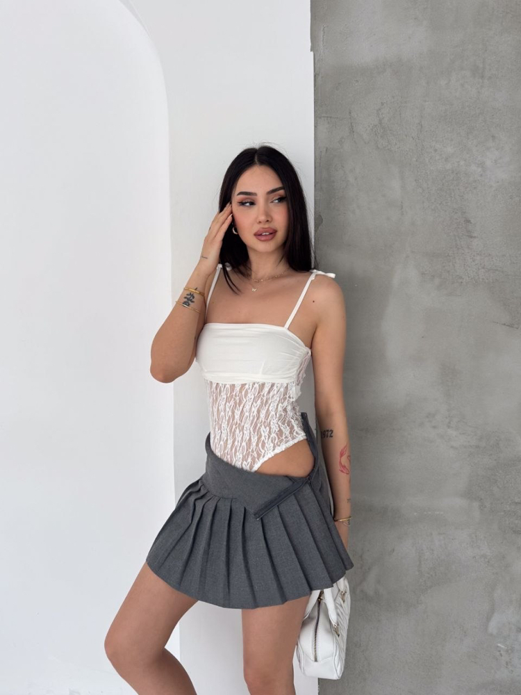 Beyaz Dantelli Bodysuit 