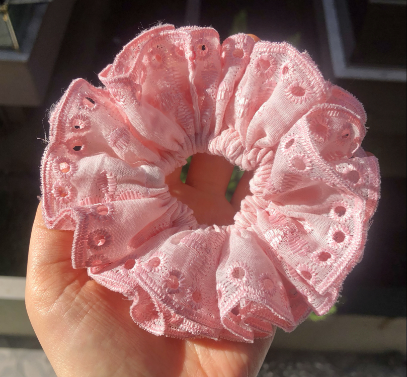 Pembe fistolu simit toka 