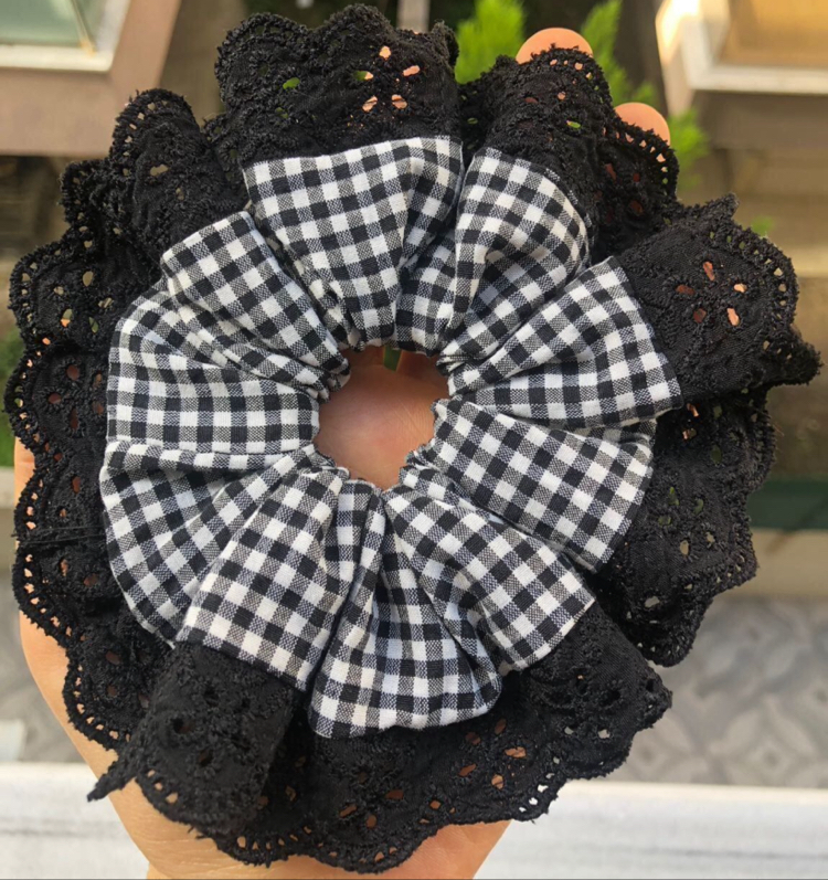 Fistolu siyah pötikare simit toka