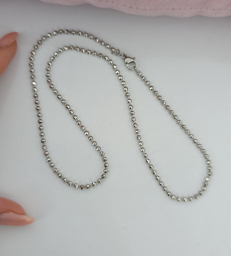 Beyaz Altın İşçiliğinde Xuping 42 cm Işıltılı Dorika Kolye