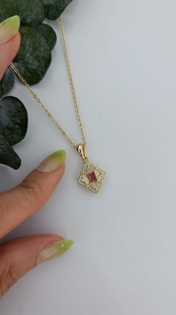 14K Renkte Xuping Blush Kolye