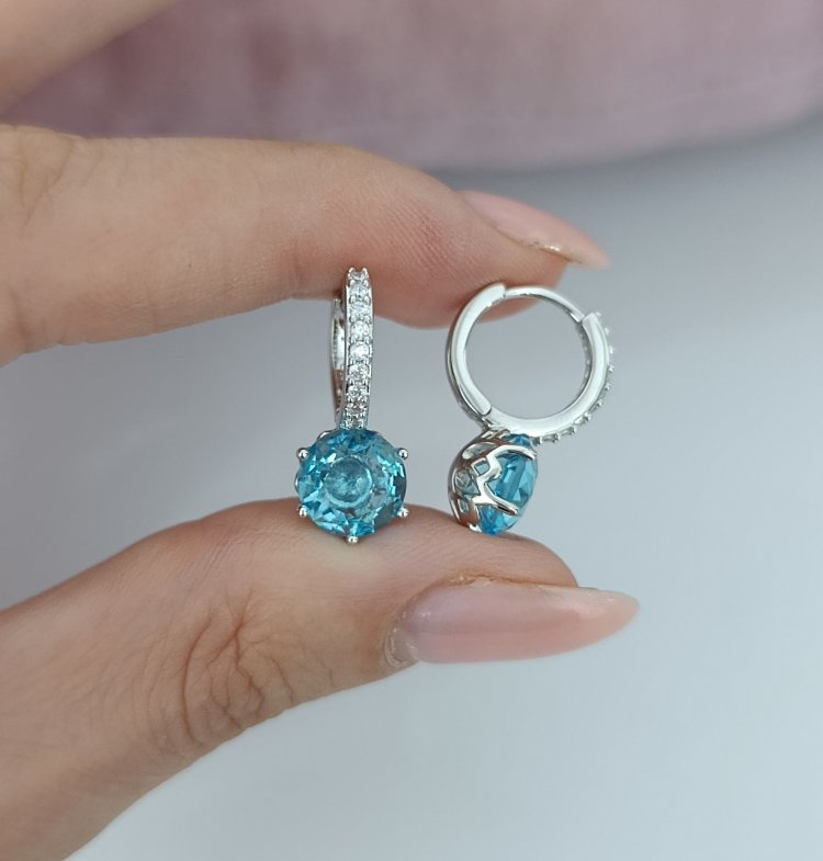Beyaz Altın İşçiliğinde Aqua Crystal Xuping Küpe