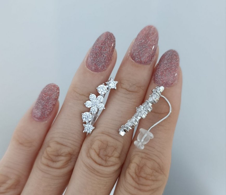 Beyaz Altın İşçiliğinde Xuping Flower Star Küpe