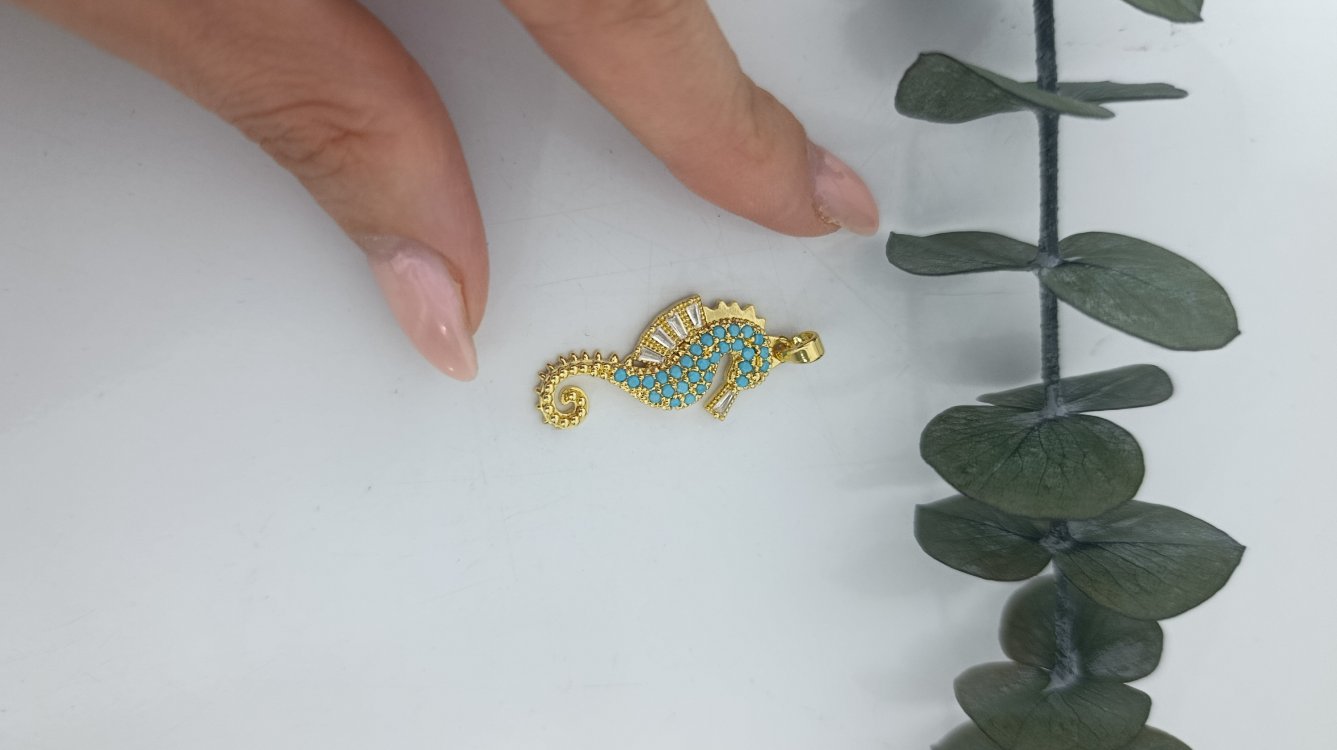 14K Renkte Xuping Deniz Atı Kolye Ucu