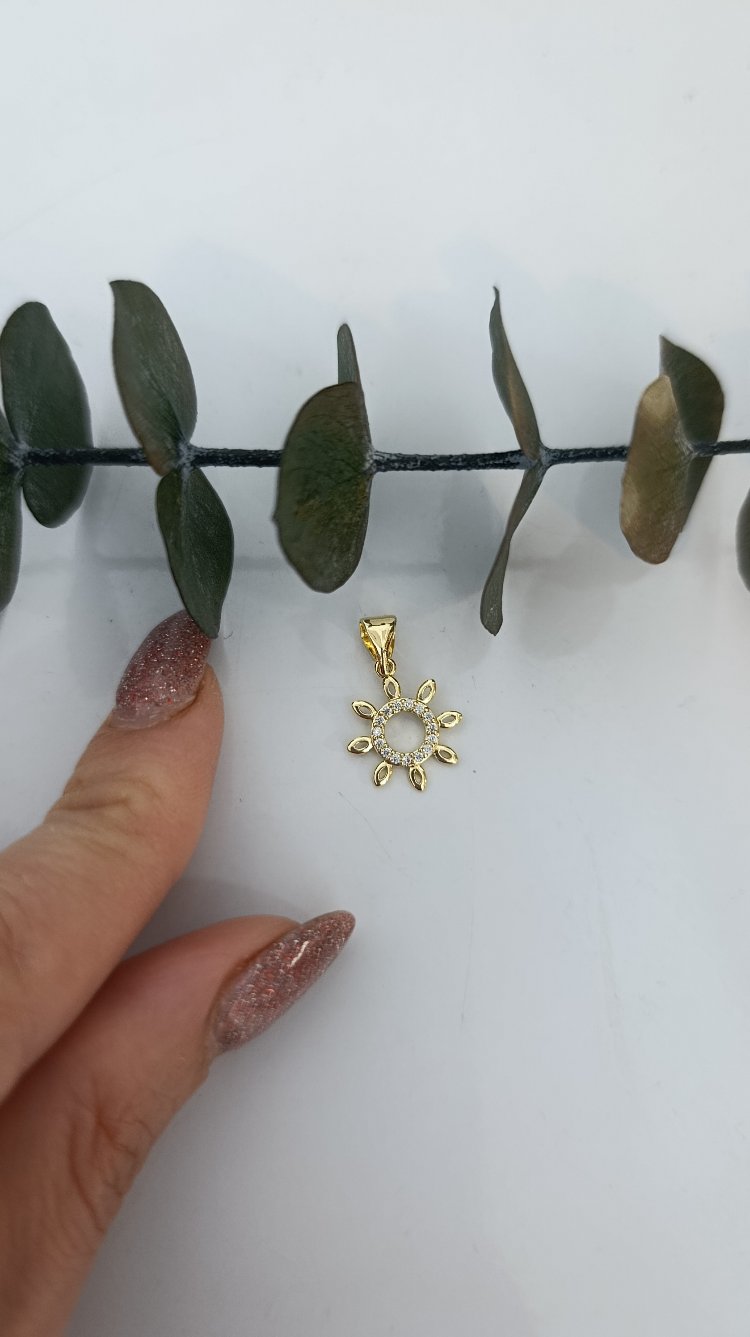 14K Renkte Xuping Minimal Güneş Kolye Ucu