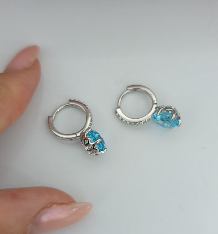 Beyaz Altın İşçiliğinde Aqua Crystal Xuping Küpe