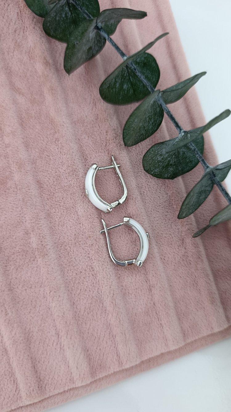 Beyaz Altın İşçiliğinde Xuping White Love Küpe