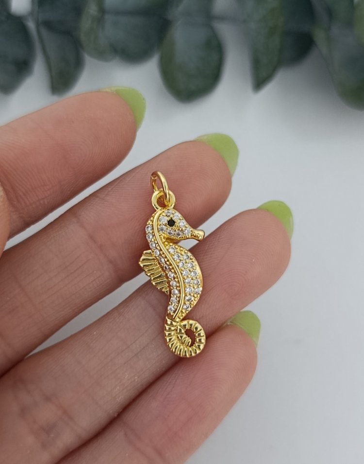 14K Renkte Xuping Deniz Atı Kolue Ucu