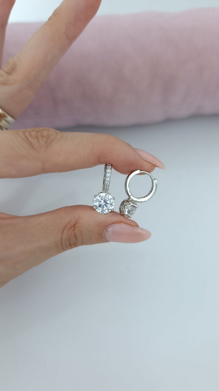 Beyaz Altın İşçiliğinde Xuping Crystal Küpe