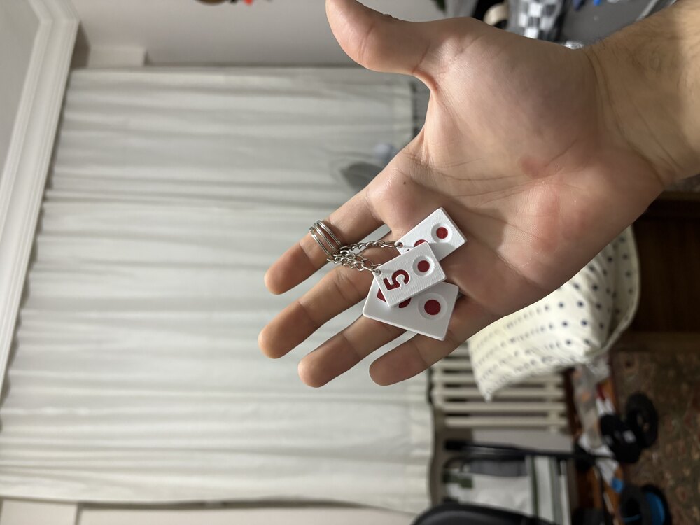 Okey taşı anahtarlık