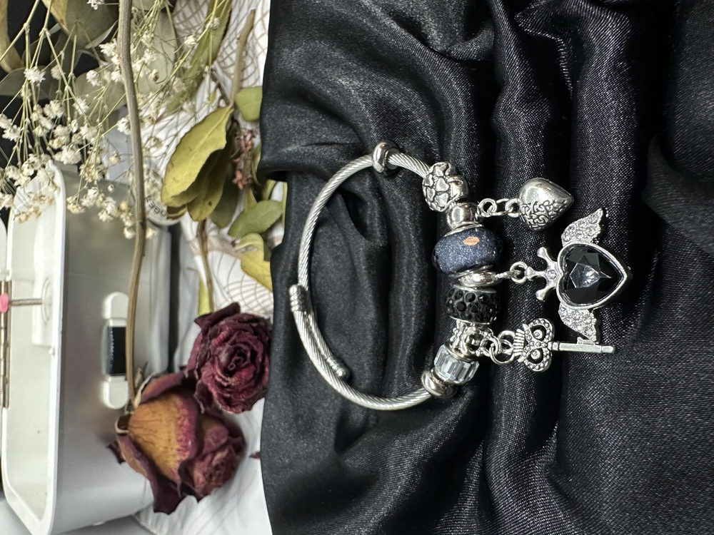 Dark Romance Charm Bileklik