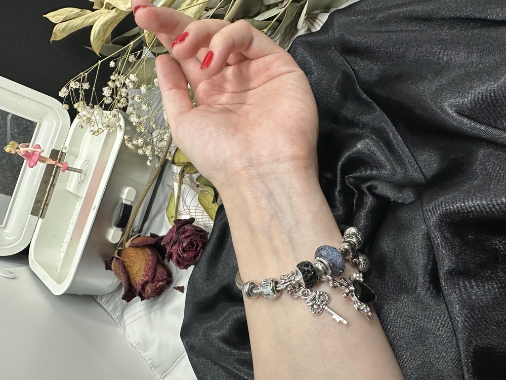 Dark Romance Charm Bileklik