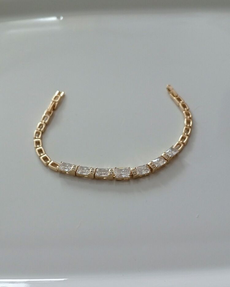 Xuping Zirkon Taşlı Gold Bileklik 