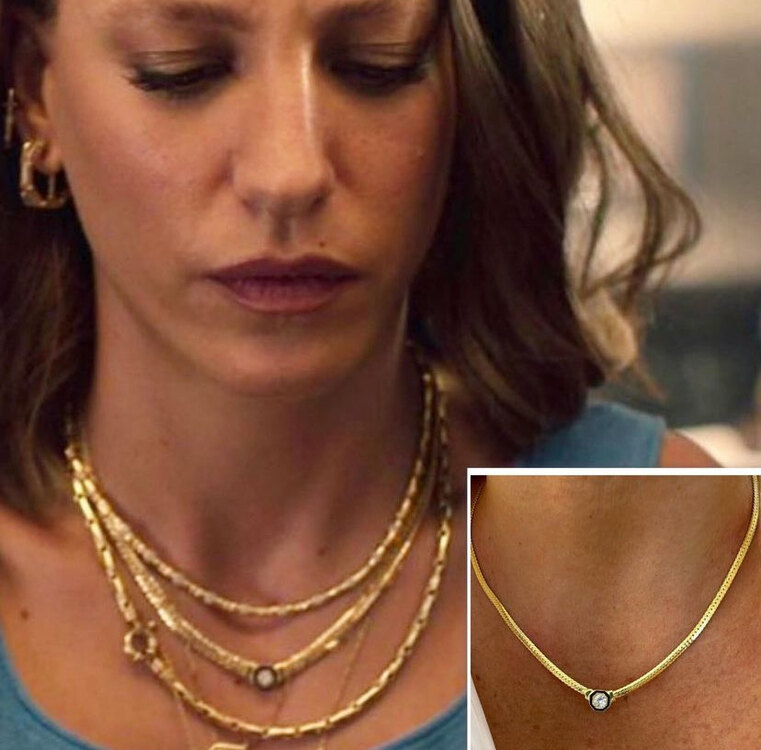 Serenay Sarıkaya Kolyesi
