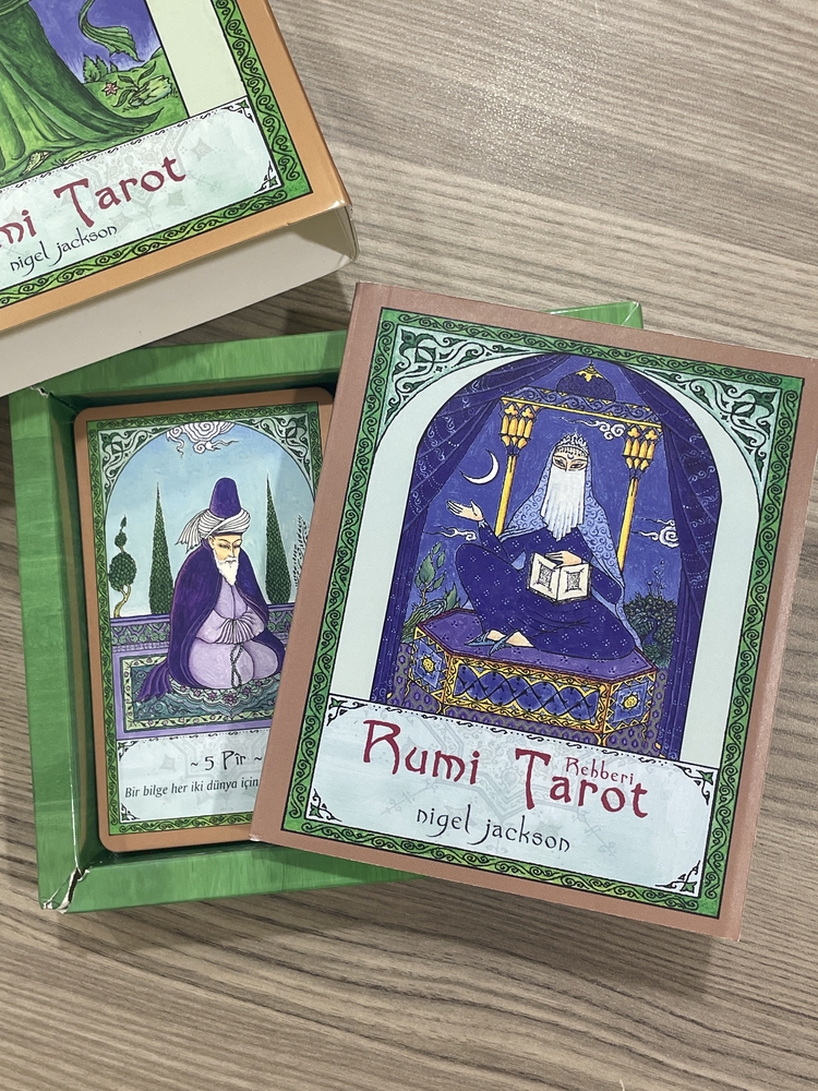 Rumi Tarot Destesi (Kutulu • Kitapçıklı)  
