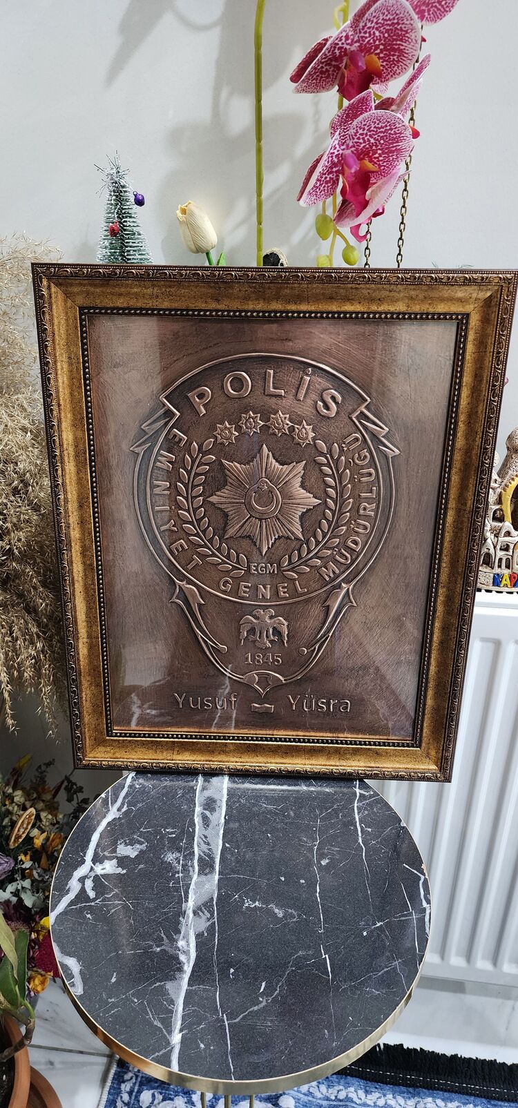 jandarma ve polis kabartma rölyef tablo