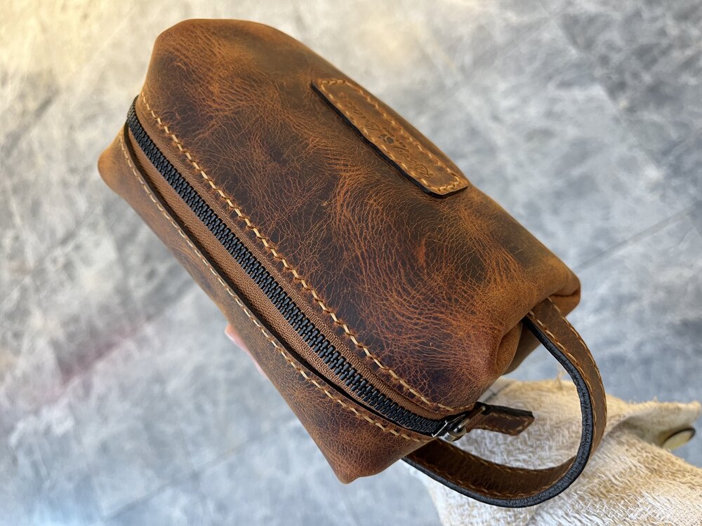 Rosey - Dopp Kit ( Camel )