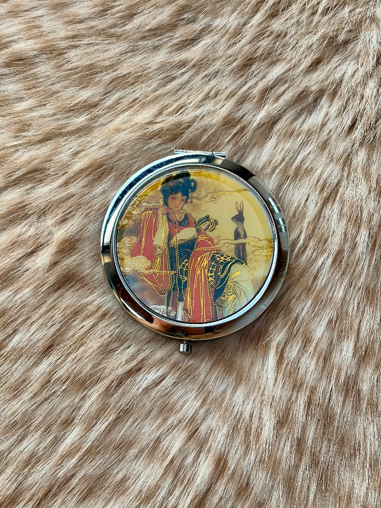 Vintage 70'ler İlaç Kutusu / Ayna 