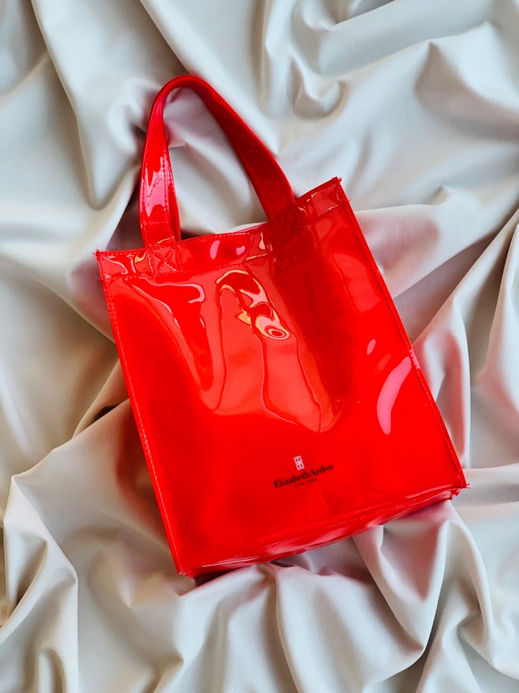 Elizabeth Arden Vinil El Çantası 