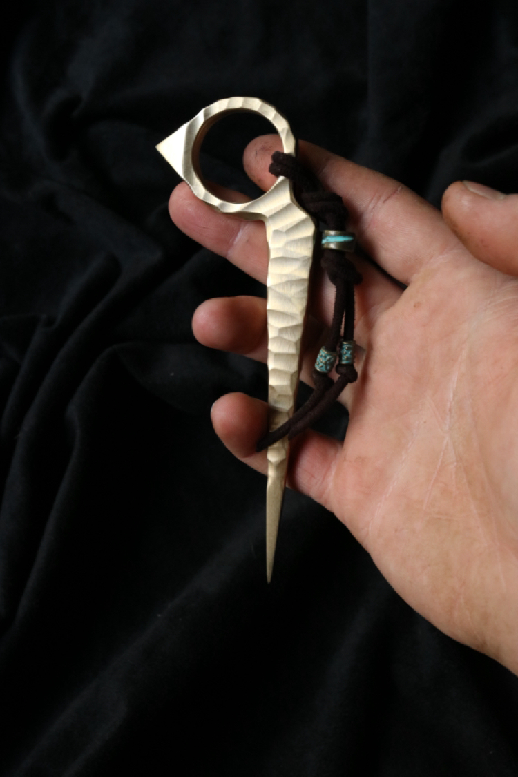 CIAN BRONZ KUBOTAN