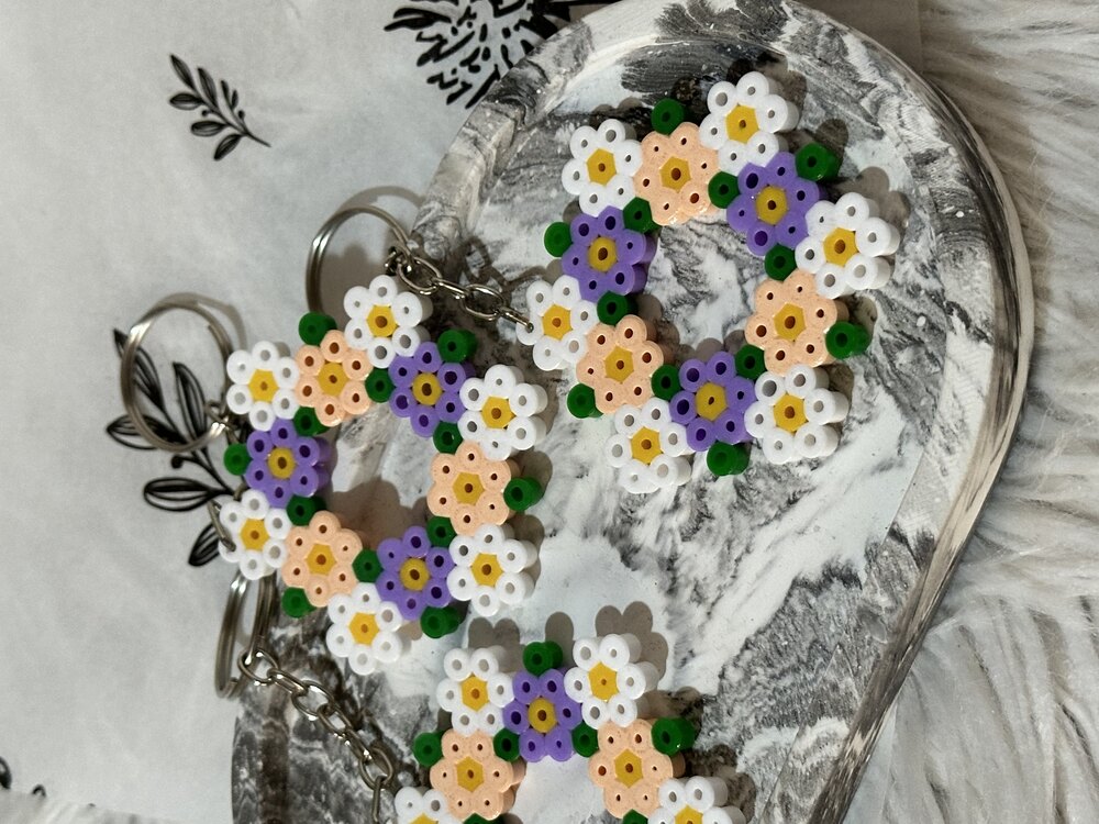 çiçek anahtarlık