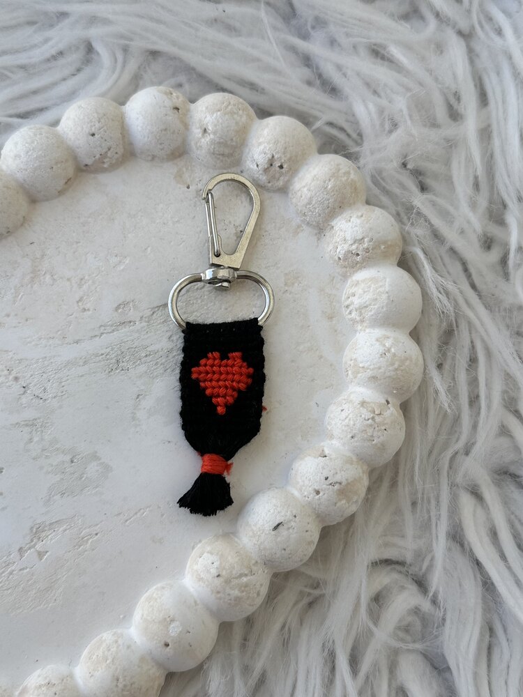 Heart örme anahtarlık