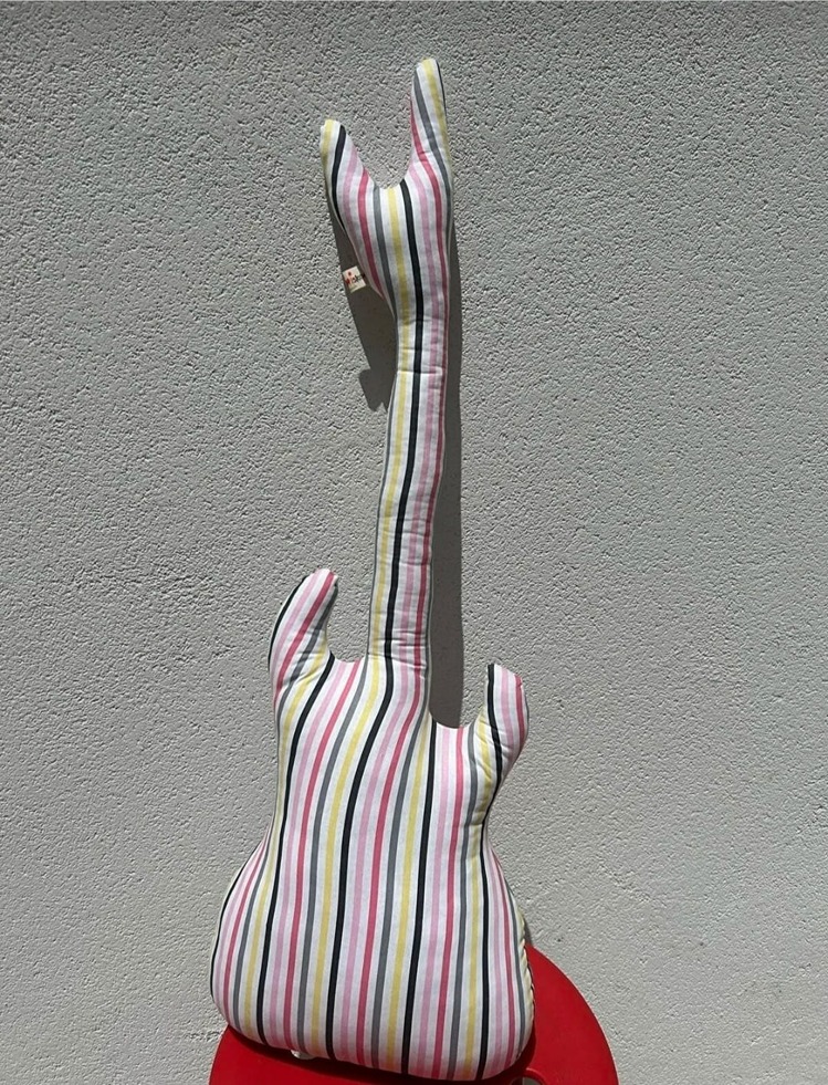 Dekor Gitar Yastığı, Çocuk Odası Dekorasyonu