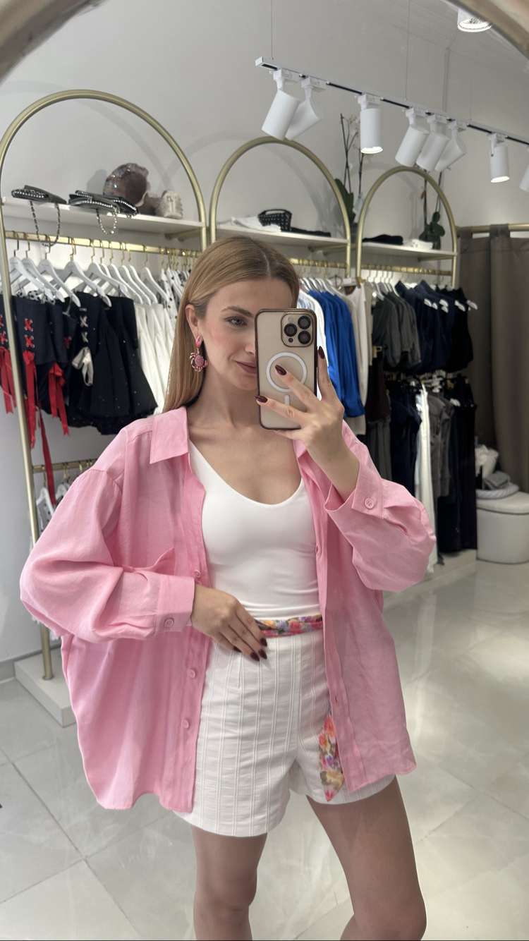 Pembe Gömlek