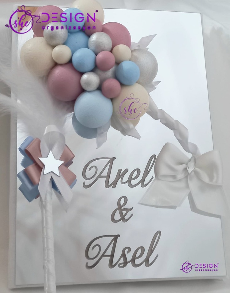 İkiz Bebeklere Özel Hazırlanan Anne Bebek Anı Defteri ve Kalemi