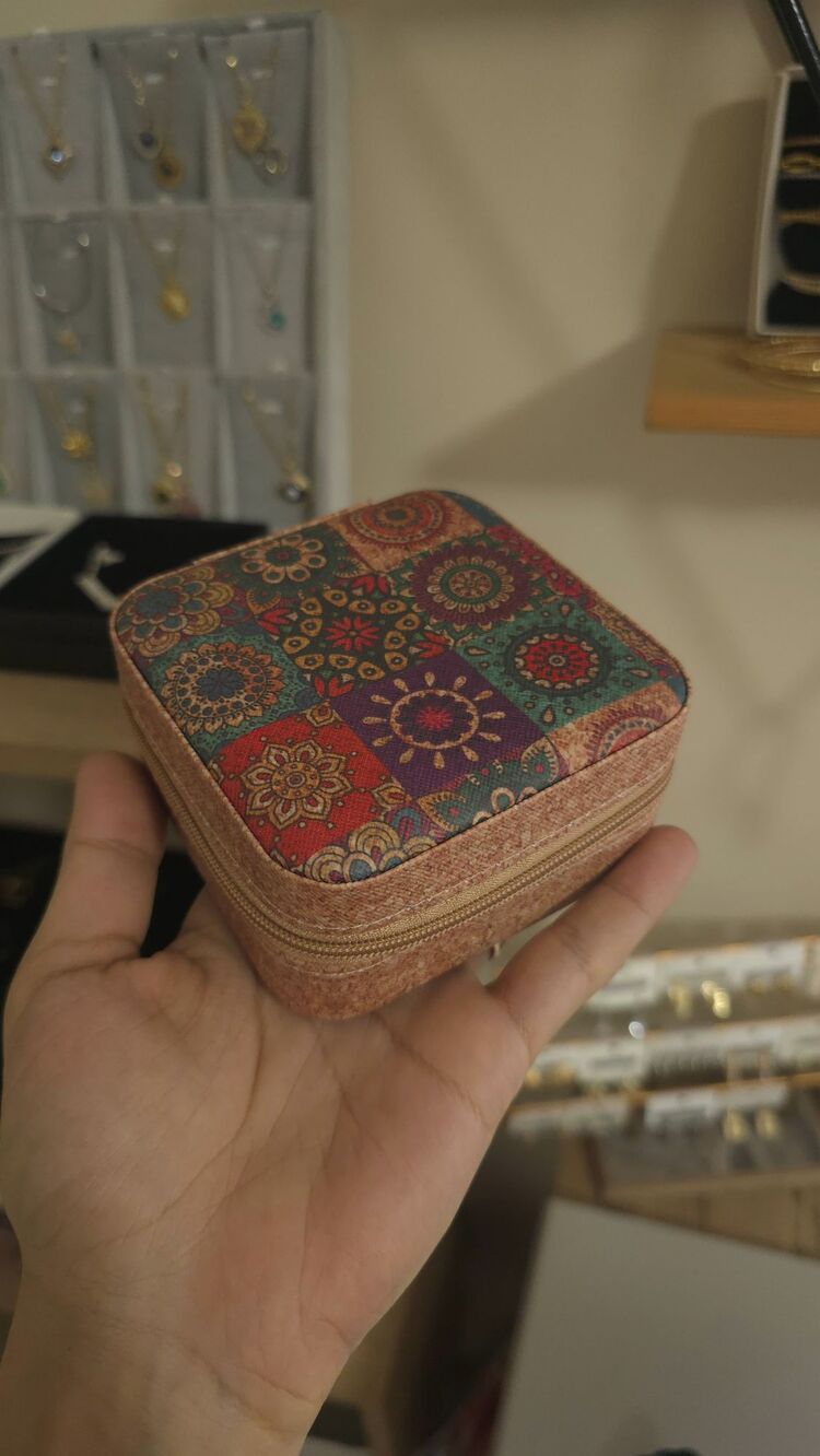 Takı Çantası