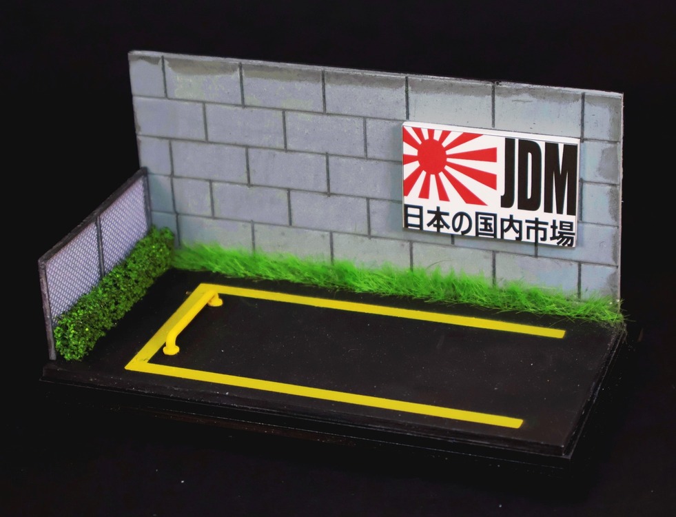 1/64 Parking Lot Diorama Display Case. (Araç Dahil Değildir)