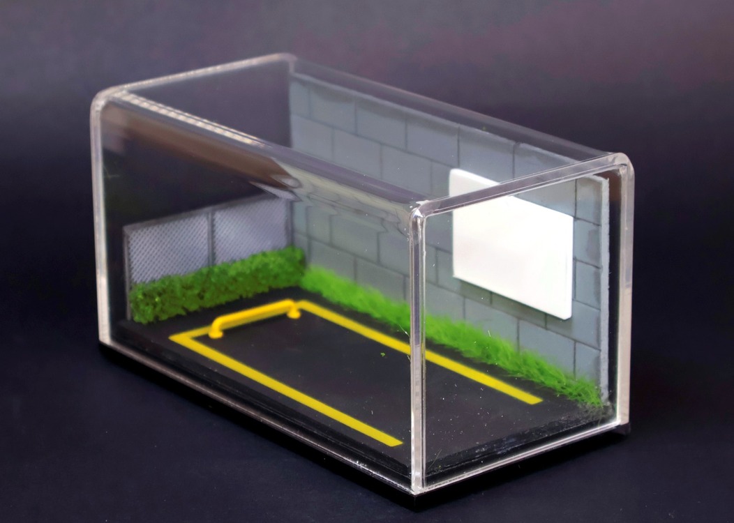 1/64 Parking Lot Diorama Display Case. (Araç Dahil Değildir)