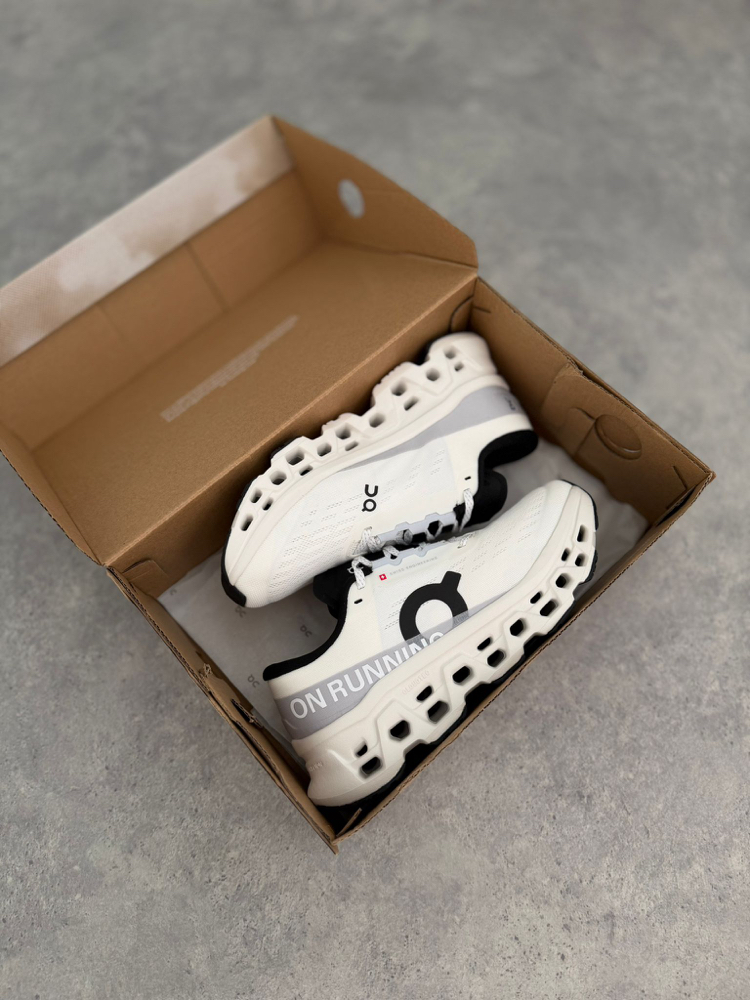 On Cloudmonster 3 “White” 