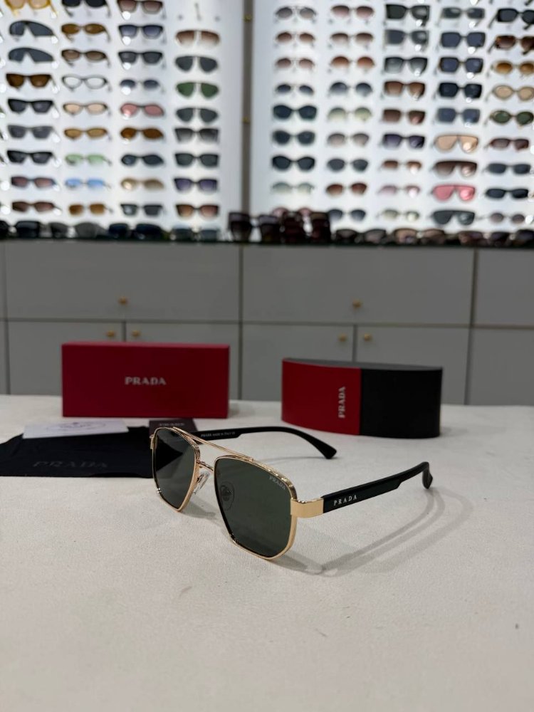 Prada Sunglasseas