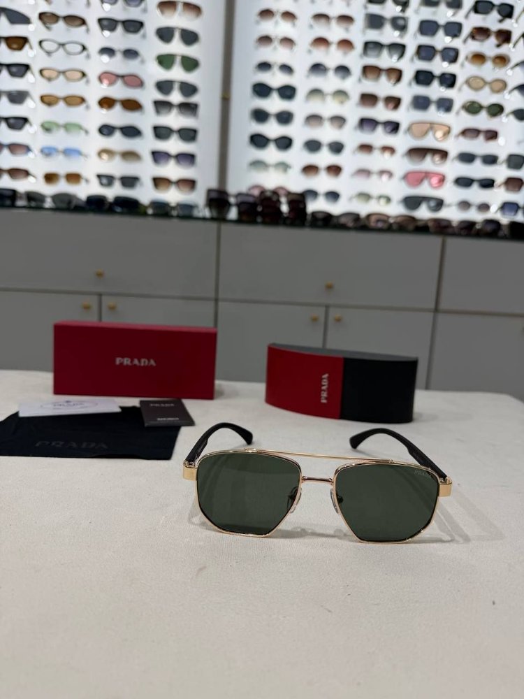 Prada Sunglasseas