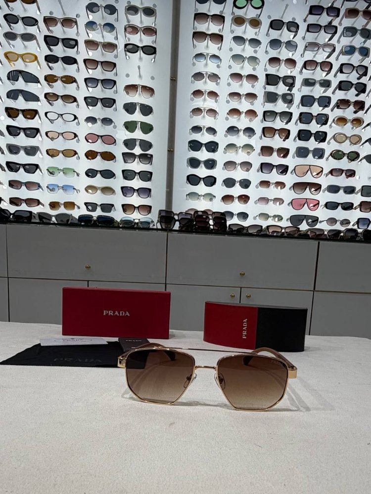 Prada Sunglasseas
