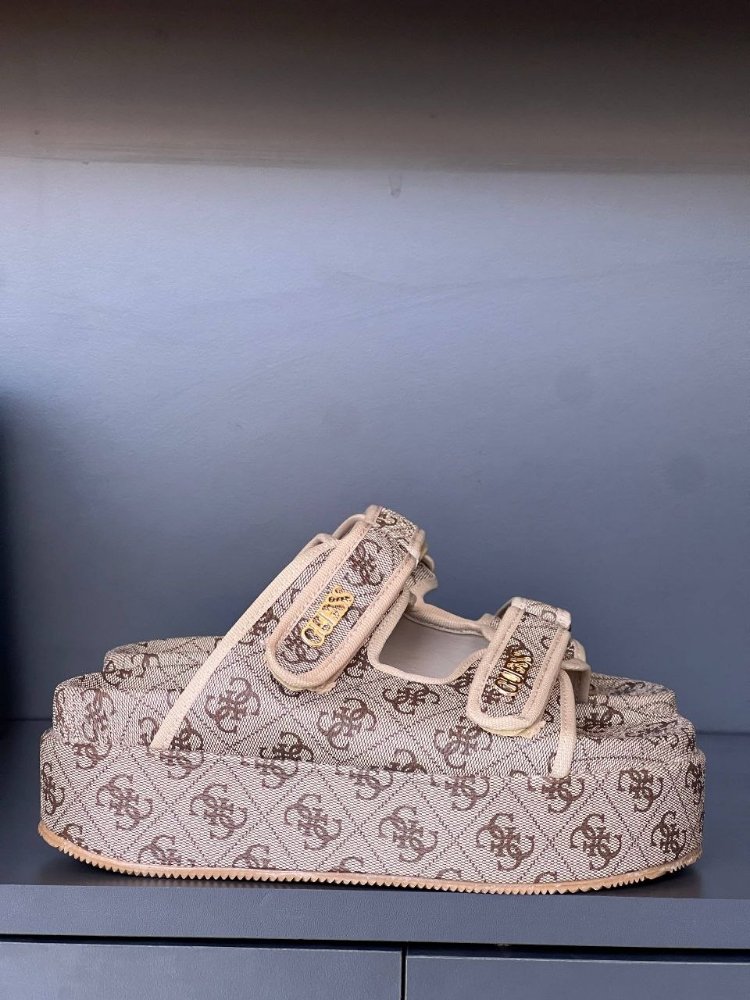 Guess Kadın Summer Slippers