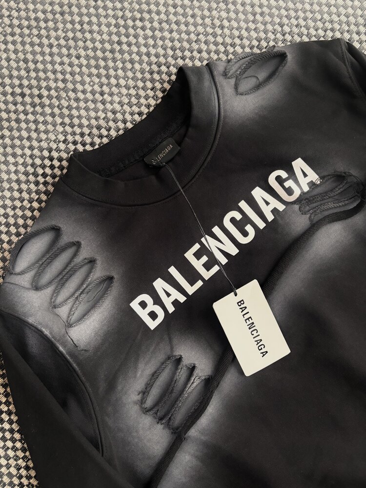 BALENCIAGA Premium Sweatshirt