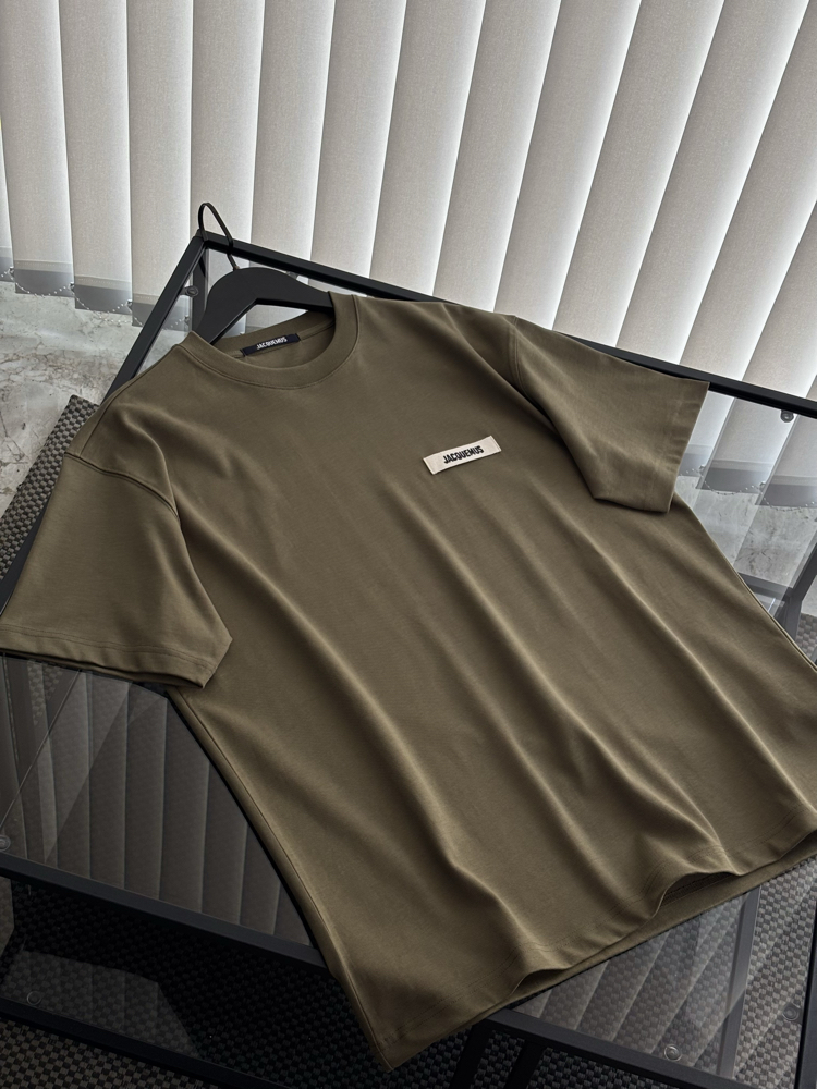 JACQUEMUS Special Tshirt