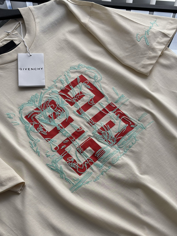 GIVENCHY Special Nakış Detaylı Tshirt