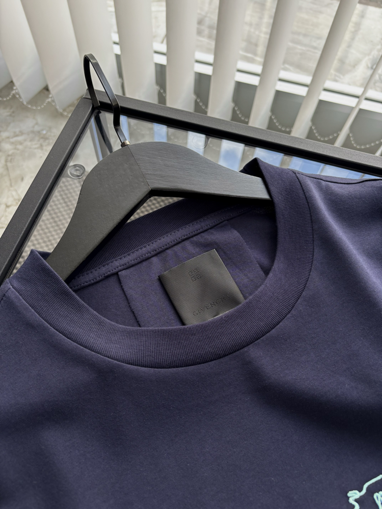 GIVENCHY Special Nakış Detaylı Tshirt