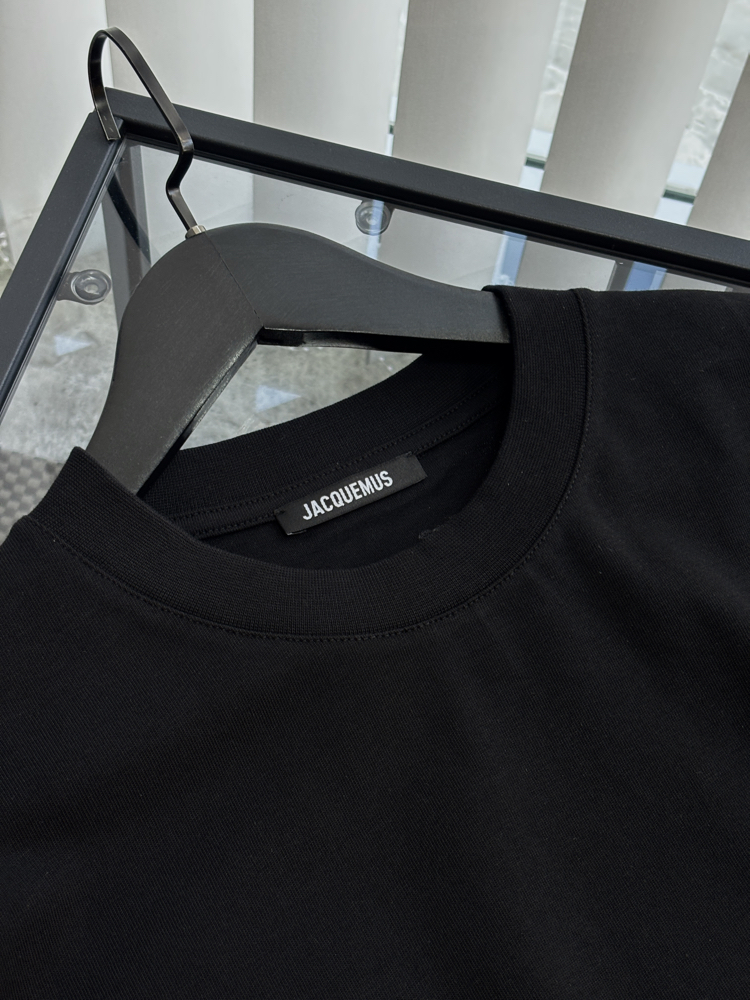 JACQUEMUS Premium Tshirt 