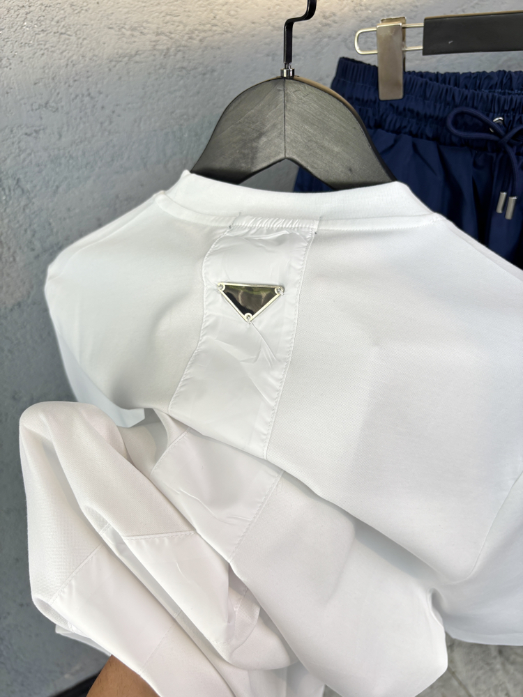PRADA İthal Tshirt (Ütü İstemez)