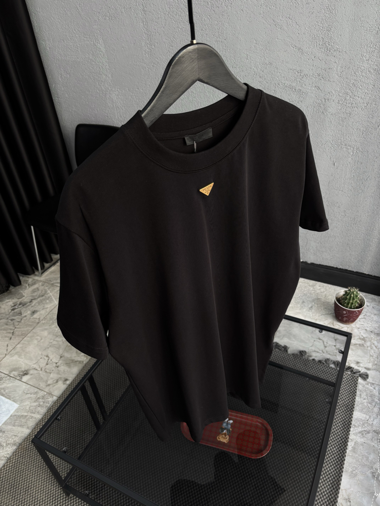 PRADA Premium Tshirt
