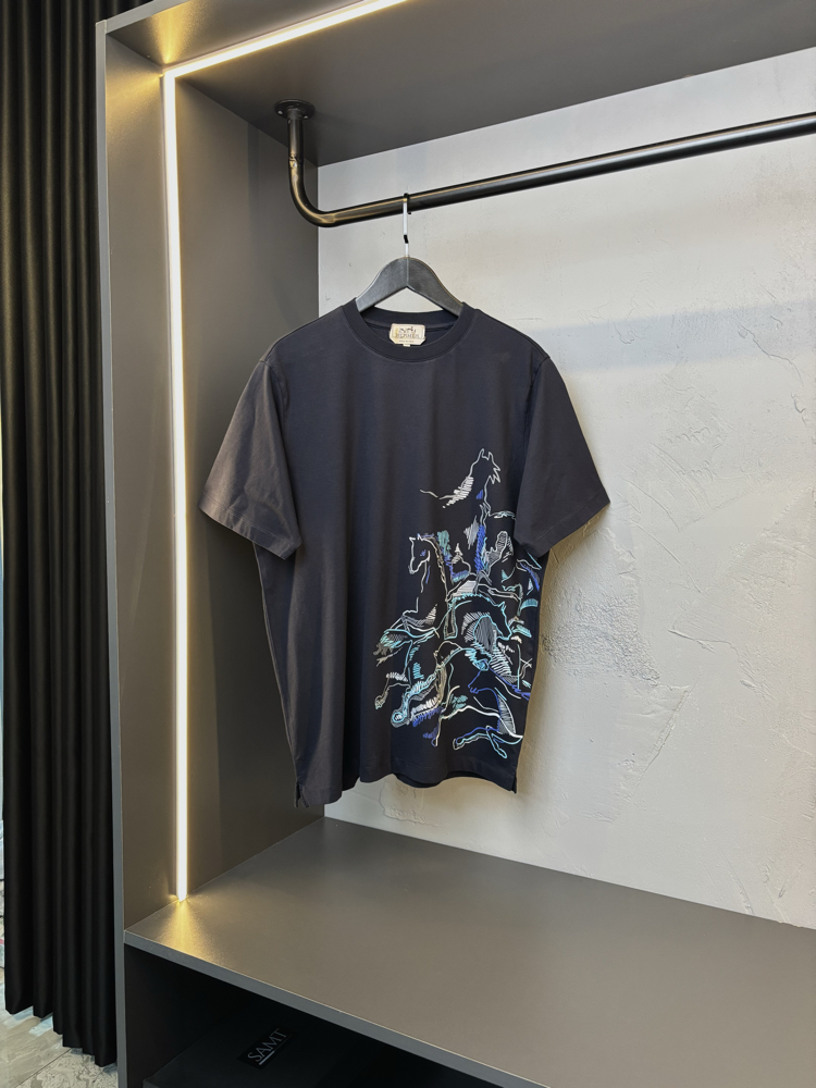 HERMES Premium Tshirt
