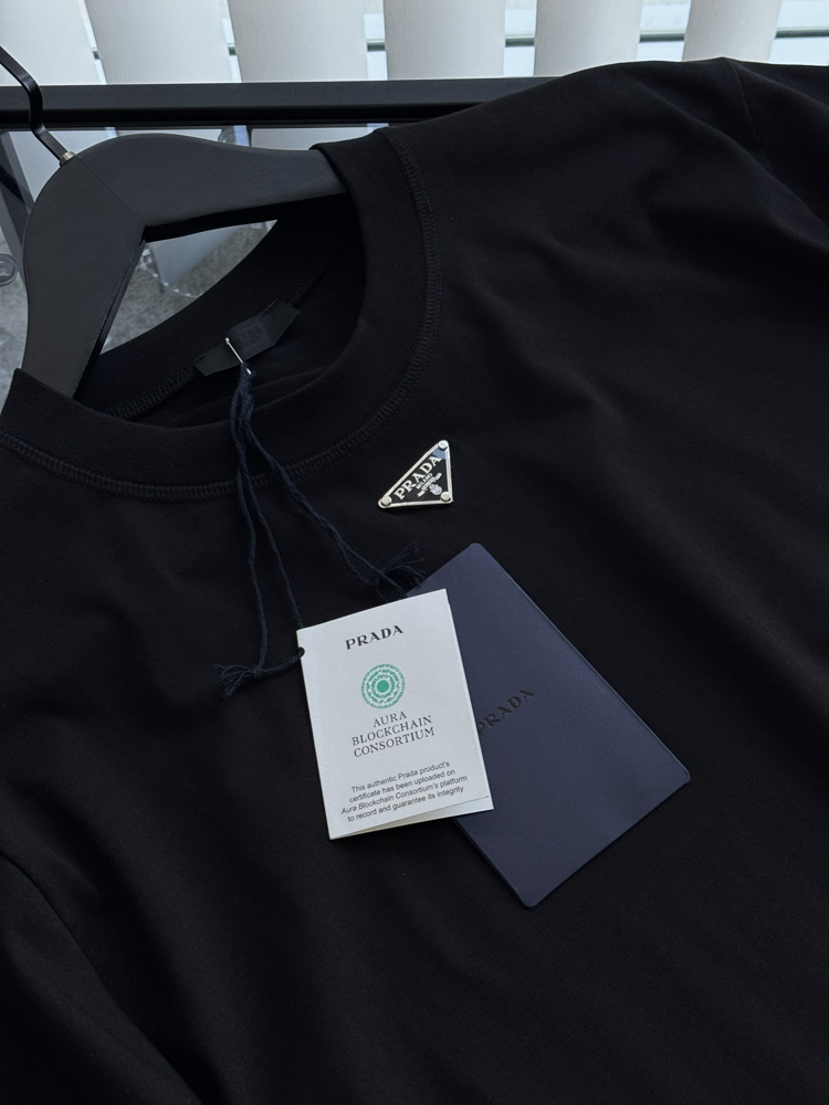PRADA Premium Tshirt 